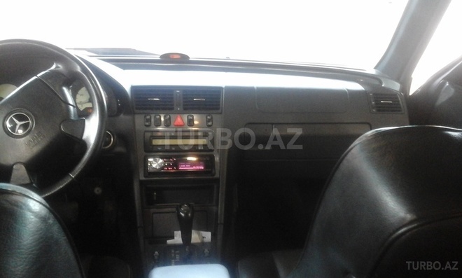 Mercedes C 230 1998, 284,000 km - 2.3 л - Şirvan
