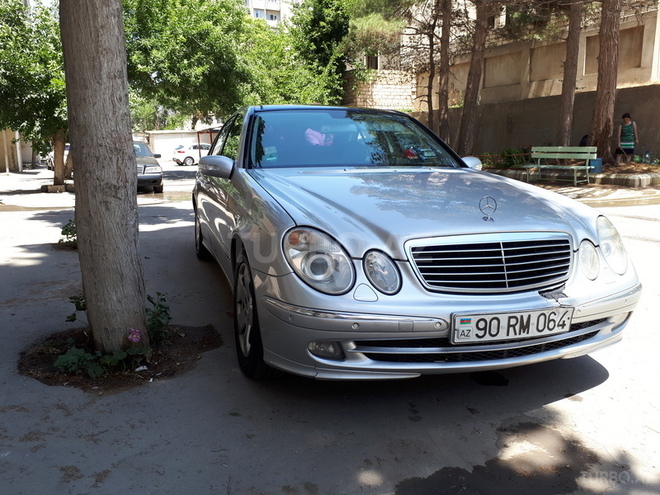 Mercedes E 320 2002, 284,342 km - 3.2 l - Bakı