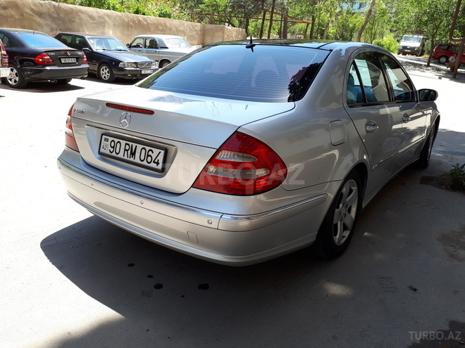 Mercedes E 320 2002, 284,342 km - 3.2 l - Bakı