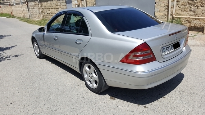 Mercedes C 240 2001, 226,000 km - 2.6 l - Bakı