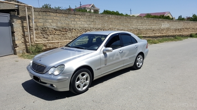 Mercedes C 240 2001, 226,000 km - 2.6 l - Bakı