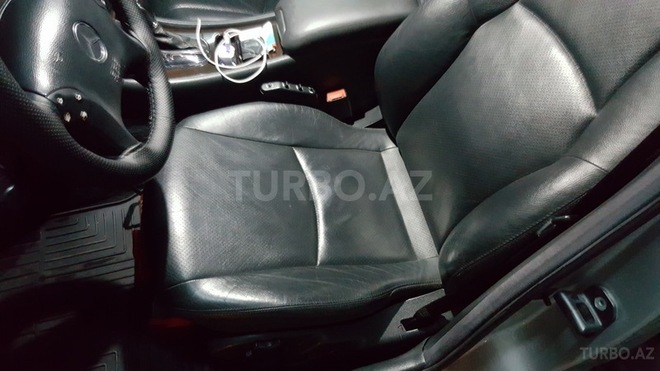 Mercedes C 240 2001, 226,000 km - 2.6 l - Bakı