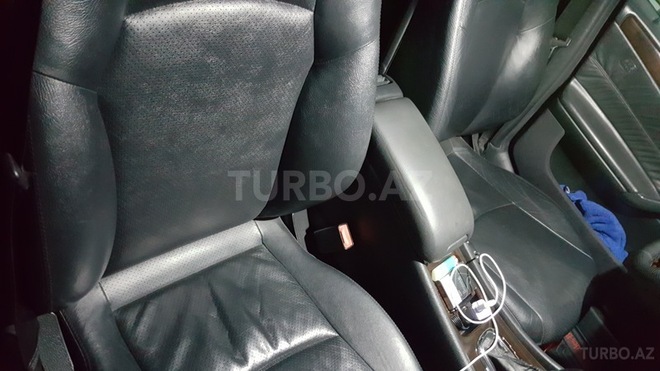 Mercedes C 240 2001, 226,000 km - 2.6 l - Bakı