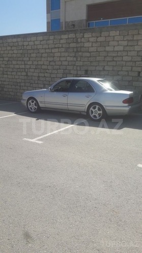 Mercedes E 280 1996, 214,000 km - 2.8 l - Bakı