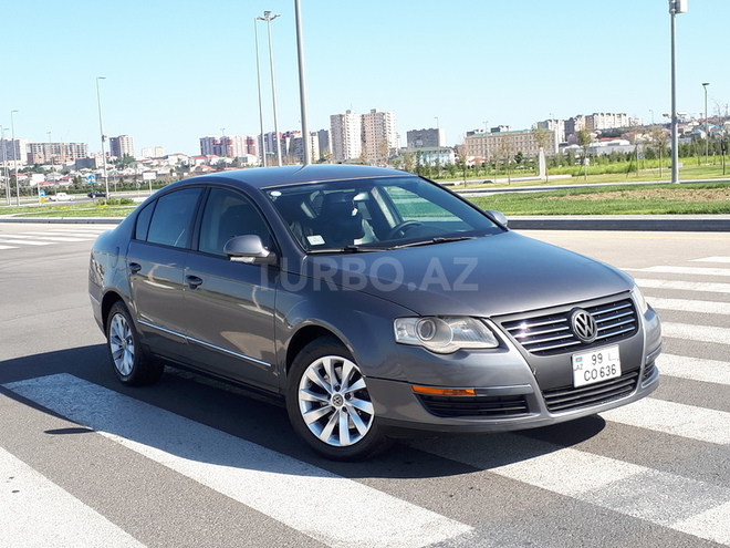 Volkswagen Passat 2005, 252,410 km - 2.0 l - Bakı