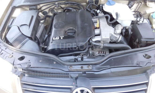 Volkswagen Passat 2001, 244,000 km - 1.8 l - Bakı