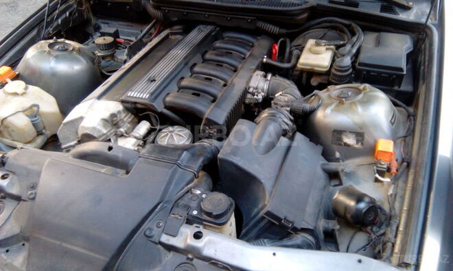 BMW 320 1992, 358,000 km - 2.0 l - Bakı