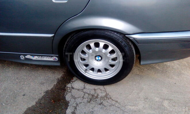 BMW 320 1992, 358,000 km - 2.0 l - Bakı