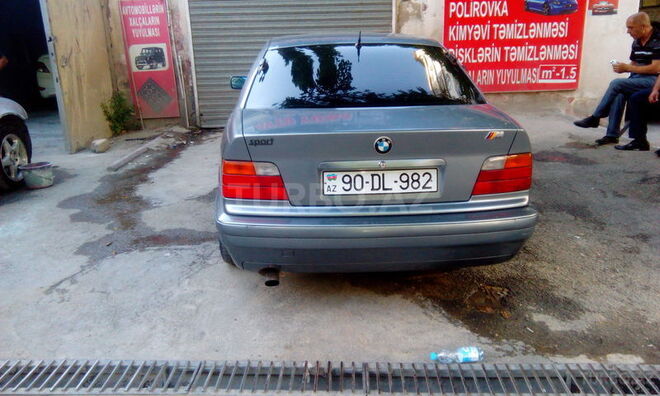 BMW 320 1992, 358,000 km - 2.0 l - Bakı