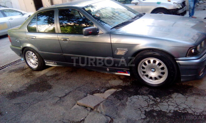 BMW 320 1992, 358,000 km - 2.0 l - Bakı