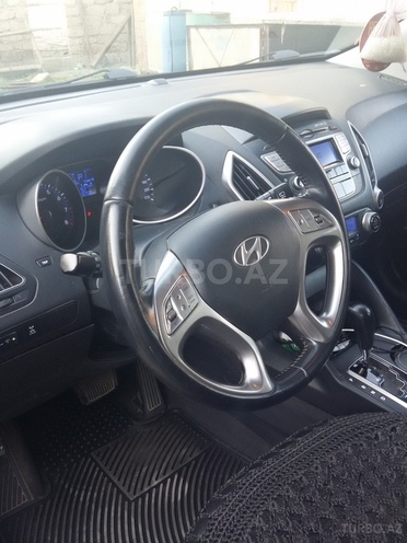 Hyundai ix35 2012, 84,000 km - 2.0 l - Yevlax