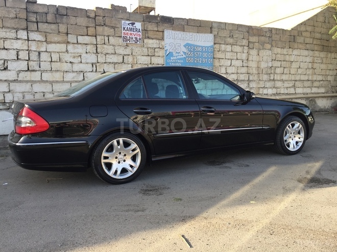 Mercedes E 350 2006, 176,543 km - 3.5 l - Bakı