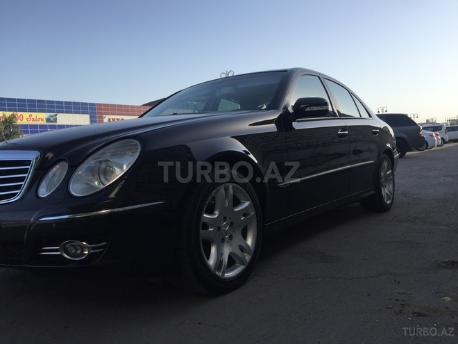 Mercedes E 350 2006, 176,543 km - 3.5 l - Bakı
