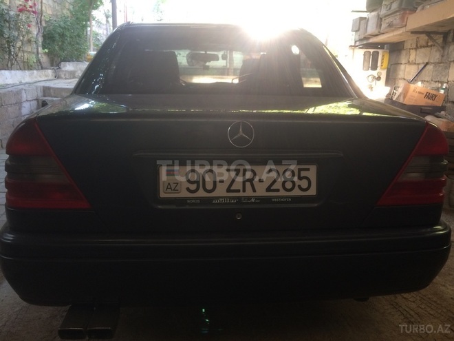 Mercedes C 180 1995, 270,000 km - 1.8 л - Bakı