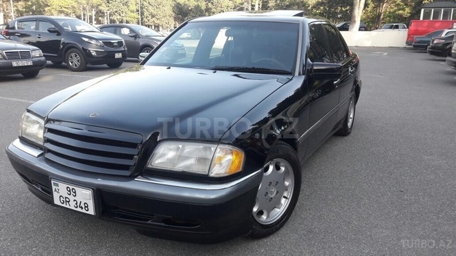 Mercedes C 230 1999, 225,000 km - 2.3 l - Sumqayıt