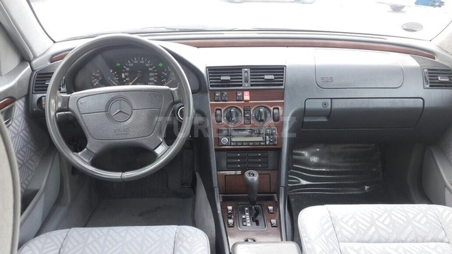 Mercedes C 180 1995, 267,000 km - 1.8 l - Sumqayıt
