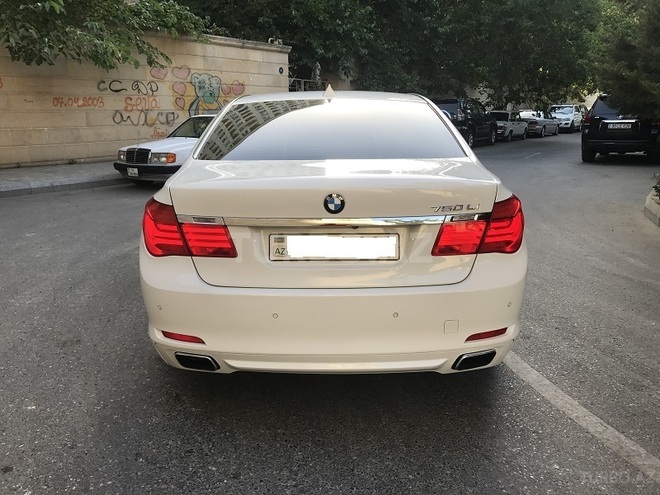 BMW 750 2009, 115,000 km - 4.4 l - Bakı