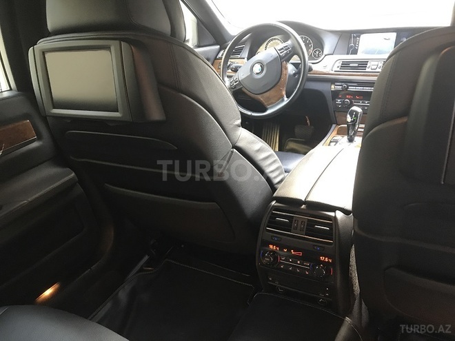 BMW 750 2009, 115,000 km - 4.4 l - Bakı