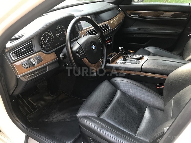 BMW 750 2009, 115,000 km - 4.4 l - Bakı