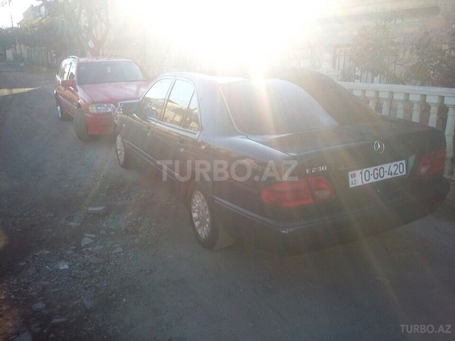 Mercedes E 200 1996, 232,333 km - 2.0 l - Gəncə