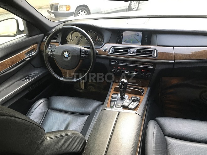 BMW 750 2009, 115,000 km - 4.4 l - Bakı