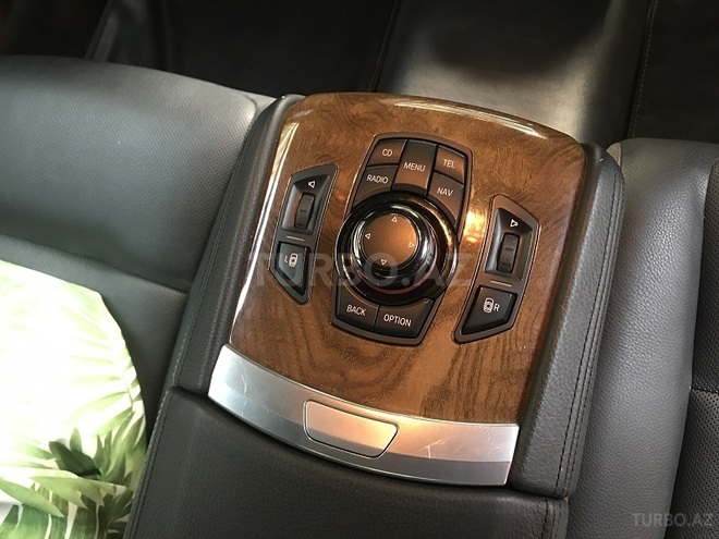 BMW 750 2009, 115,000 km - 4.4 l - Bakı