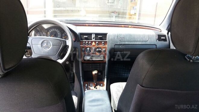 Mercedes C 240 1998, 141,000 km - 2.4 l - Bakı