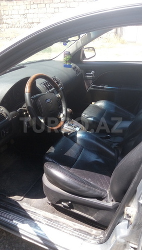 Ford Mondeo 2004, 230,000 km - 2.0 l - Quba