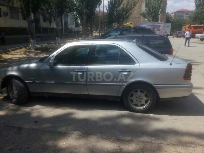 Mercedes C 220 1997, 568,000 km - 2.2 l - Bakı