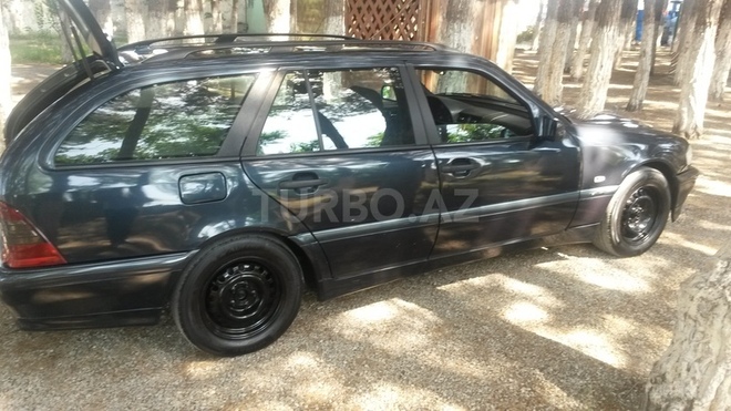 Mercedes C 220 1999, 345,000 km - 2.2 л - Sumqayıt