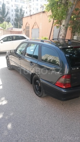 Mercedes C 220 1999, 345,000 km - 2.2 л - Sumqayıt
