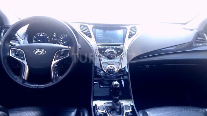 Hyundai Azera 2012, 72,000 km - 2.4 л - Bakı