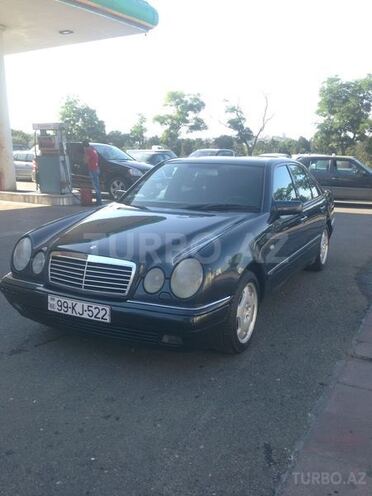 Mercedes E 230 1997, 300,000 km - 2.3 l - Bakı
