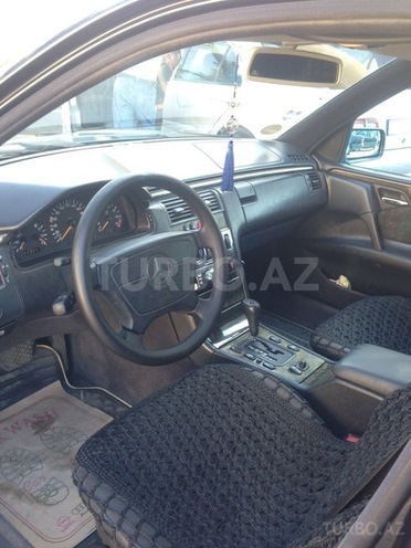 Mercedes E 230 1997, 300,000 km - 2.3 l - Bakı