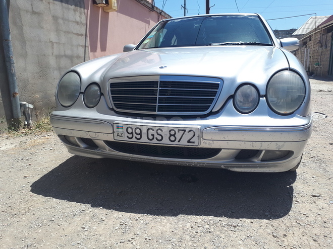 Mercedes E 220 1999, 650,000 km - 2.2 l - Bakı