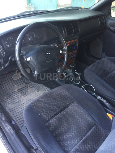 Opel Vectra 1996, 232,000 km - 2.0 л - Bakı