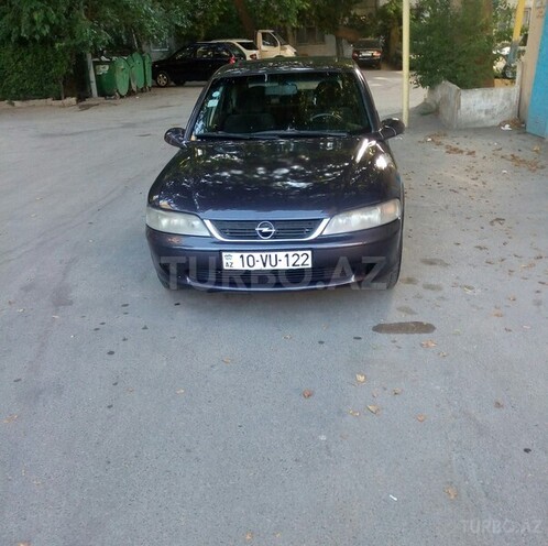 Opel Vectra 1995, 320,000 km - 1.8 l - Bakı