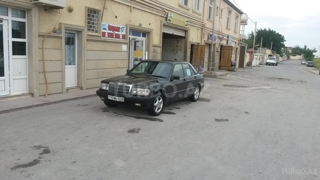 Mercedes 190 1992, 256,000 km - 2.0 l - Bakı