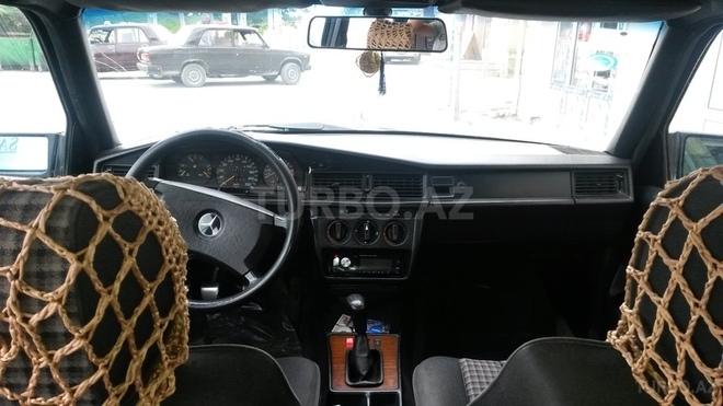 Mercedes 190 1992, 256,000 km - 2.0 l - Bakı