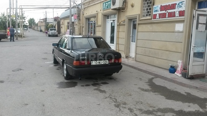 Mercedes 190 1992, 256,000 km - 2.0 l - Bakı