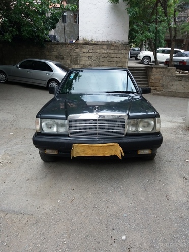 Mercedes 190 1992, 264,400 km - 2.0 l - Bakı