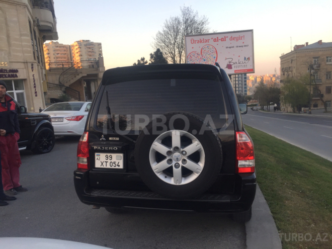 Mitsubishi Pajero 2006, 209,000 km - 3.9 л - Bakı