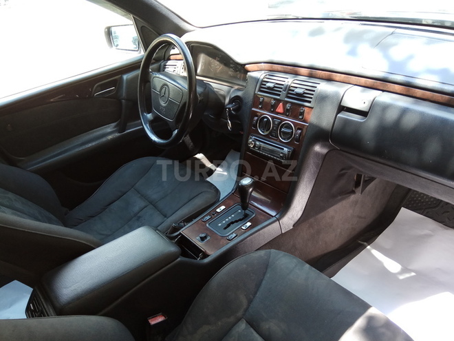 Mercedes E 300 1996, 350,000 km - 3.0 l - Bakı