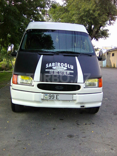 Ford Transit 1998, 142,000 km - 2.5 l - Qəbələ