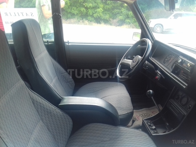 LADA (VAZ) 2107 2005, 33,333 km - 1.6 l - Quba