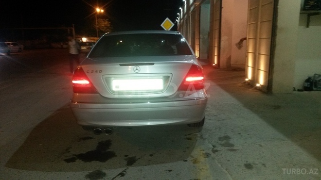 Mercedes C 240 2000, 217,000 km - 2.6 л - Bakı