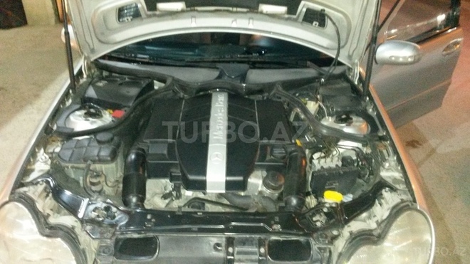 Mercedes C 240 2000, 217,000 km - 2.6 л - Bakı