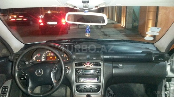 Mercedes C 240 2000, 217,000 km - 2.6 л - Bakı