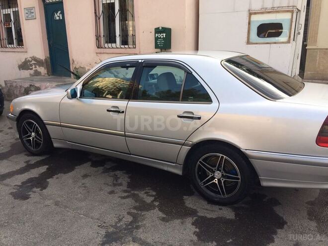 Mercedes C 230 1999, 230,000 km - 2.3 l - Bakı