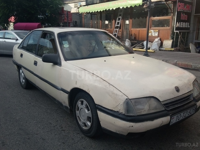 Opel Omega 1991, 285,000 km - 2.0 l - Bakı